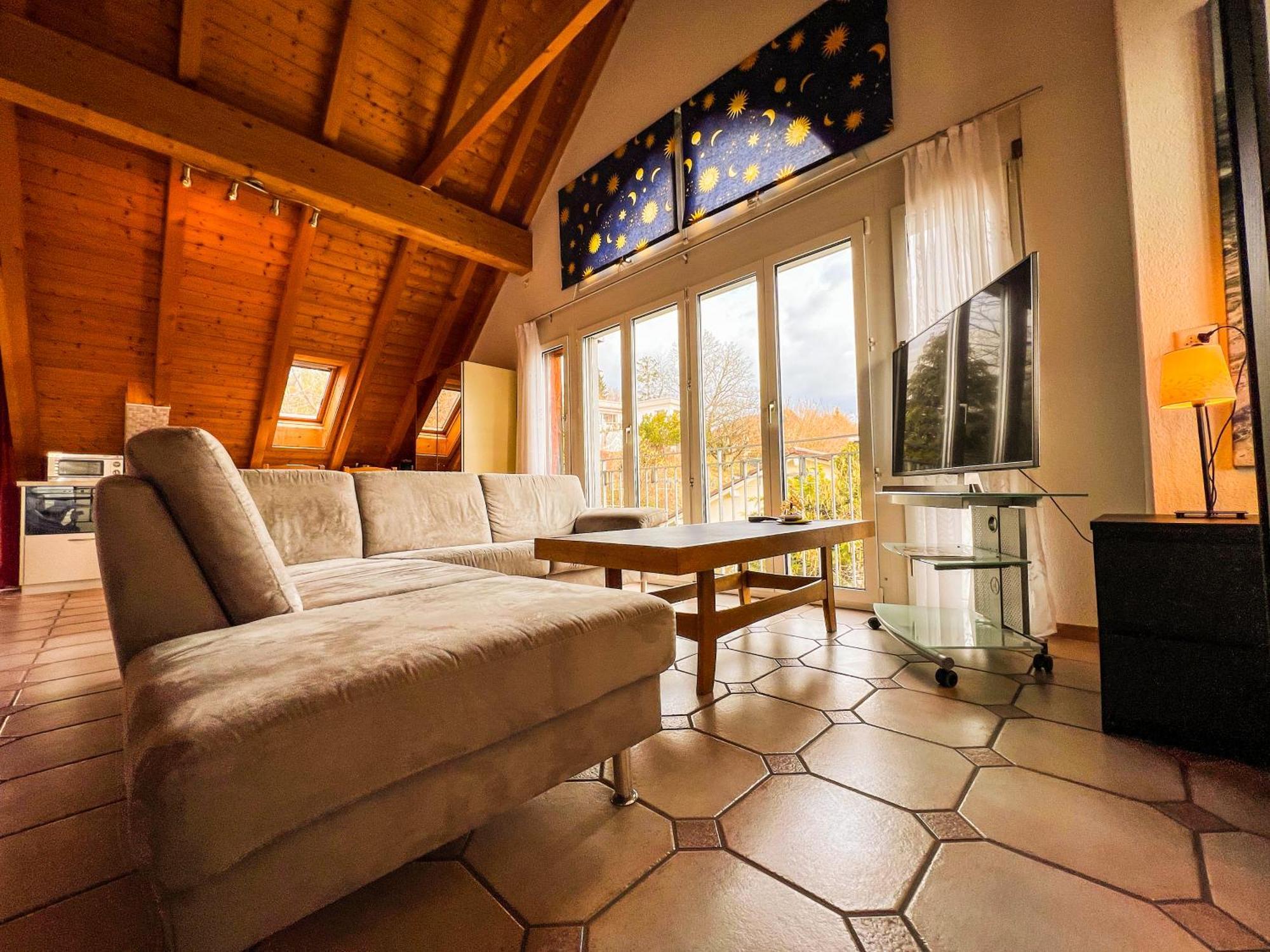 Dachwohnung In Flughafennaehe Kloten Exteriér fotografie